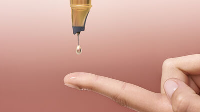 別再怕擦油會長痘！美容油成保養主流，醫師揭最佳使用時機