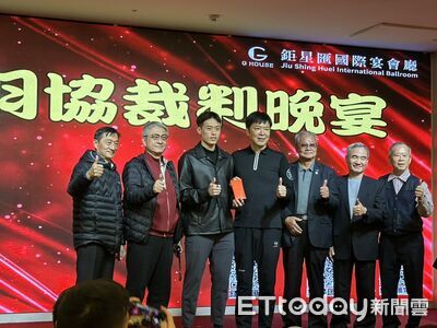 兩度拉傷一度寸步難行！林俊易曝印度賽男單「轉念」奪金關鍵