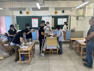 大罷免第二輪投票和平落幕　全台24件違法違序...5人帶手機