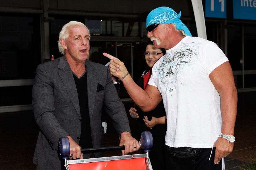 Wrestlers and Celebrities React to Hulk Hogans Death at Age 71