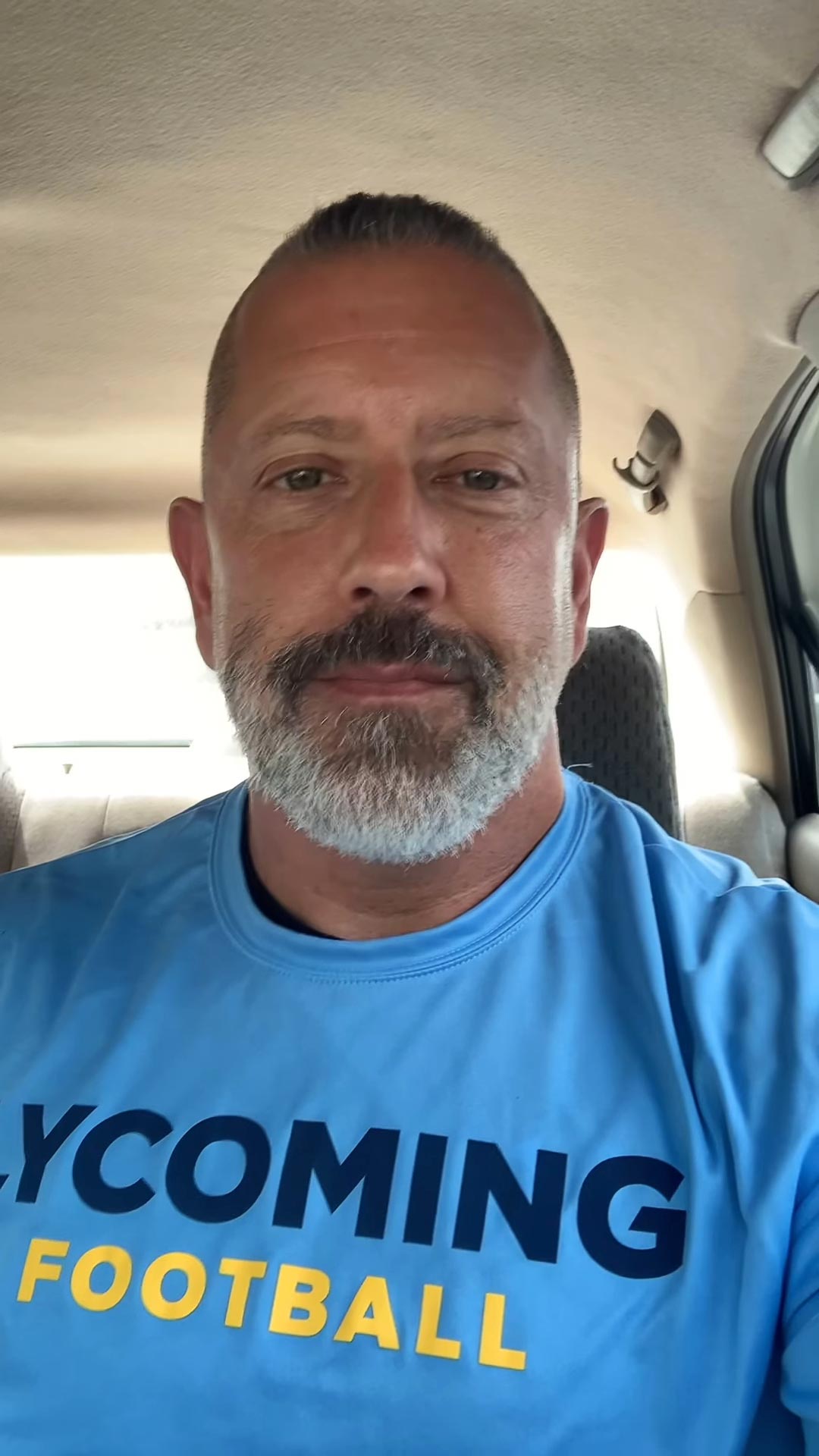 Meet Tom Cillo the 58 Year Old Freshman Playing Division III College Football 002