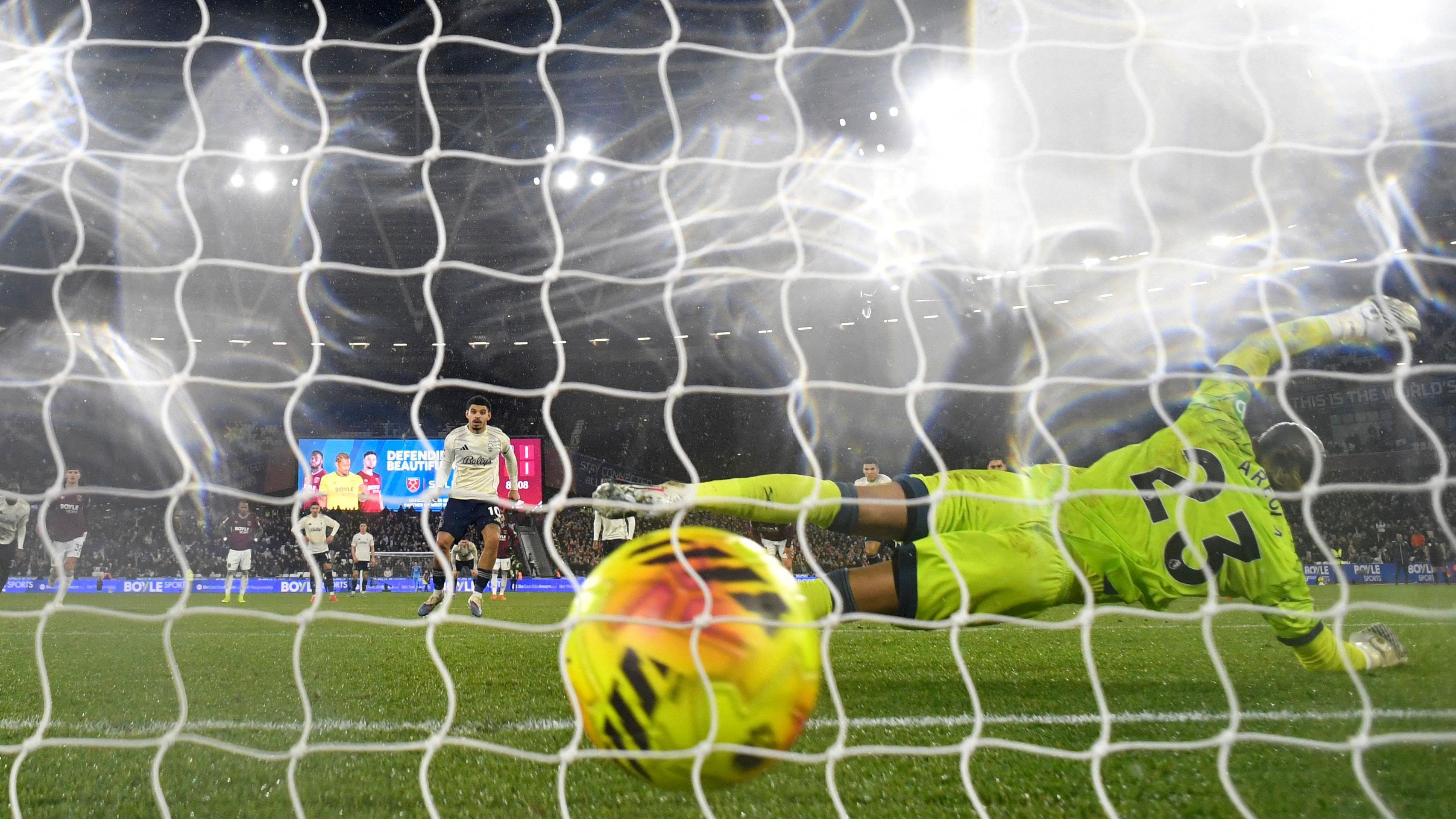 Morgan Gibbs-White scores the winning penalty