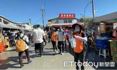 物資超人小心！光復災區爆詐騙亂象　假軍人、災民搶領物資