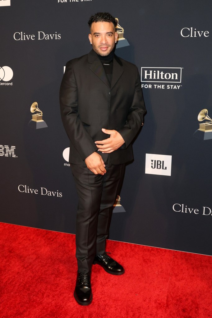 Who is Jason Lee Meet the Podcaster Who May Have Welcomed a Baby With Tiffany Haddish