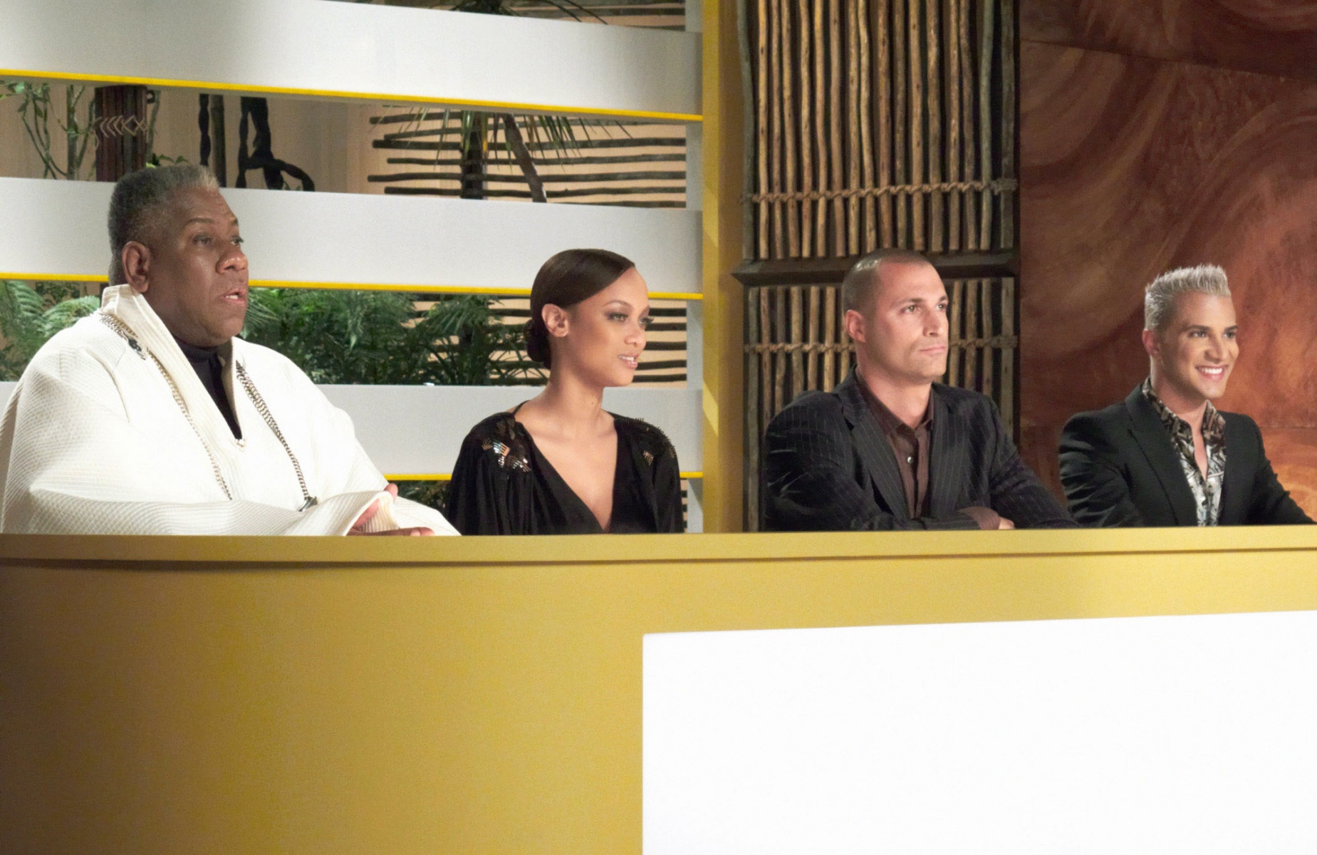 Jay Manuel Claims He Was Threatened When Trying to Leave Americas Next Top Model