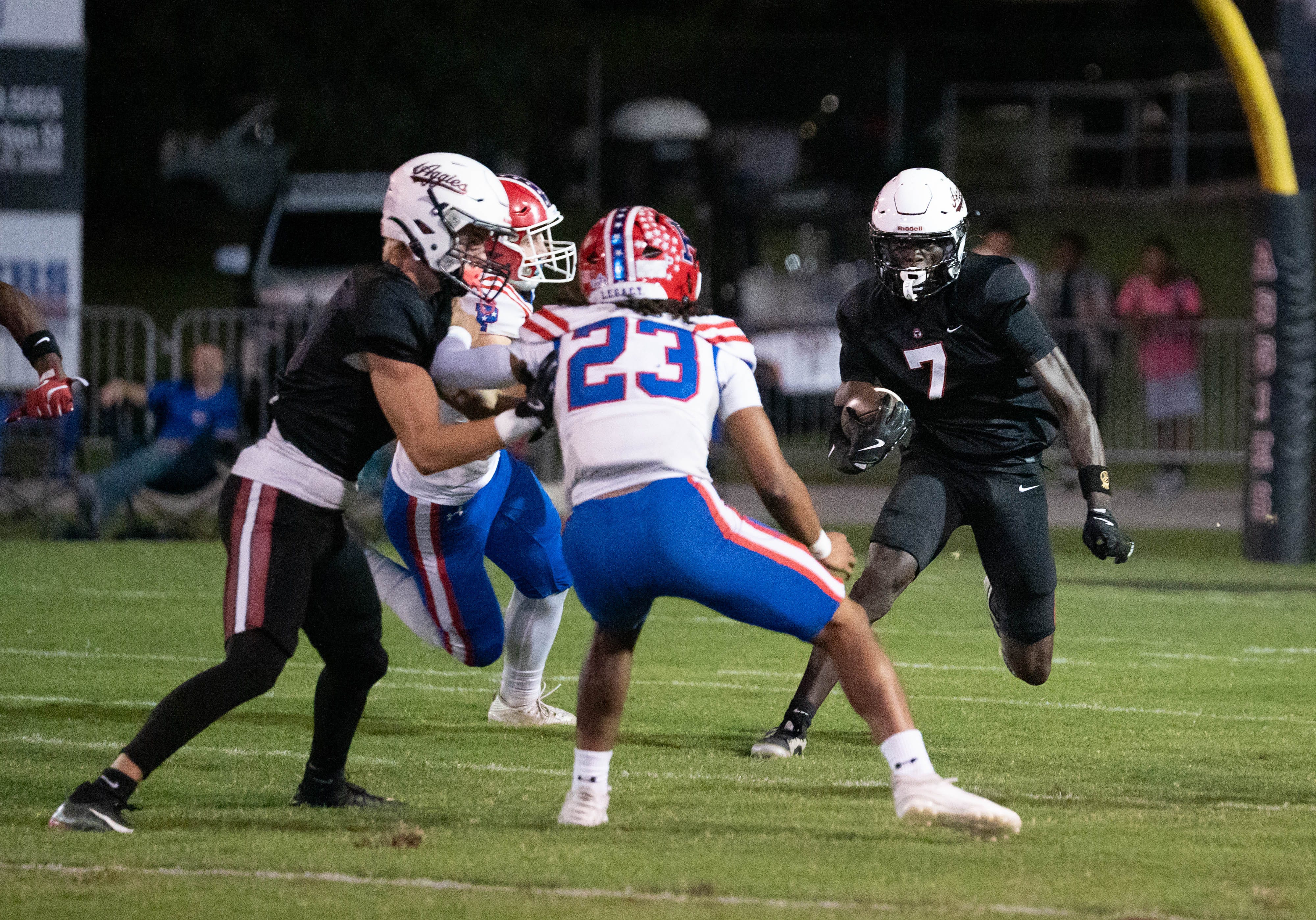 Aggies Elijah West (7) returns a kickoff during the Pace vs Tate football game at Tate High School in Cantonment on Oct. 10, 2025.