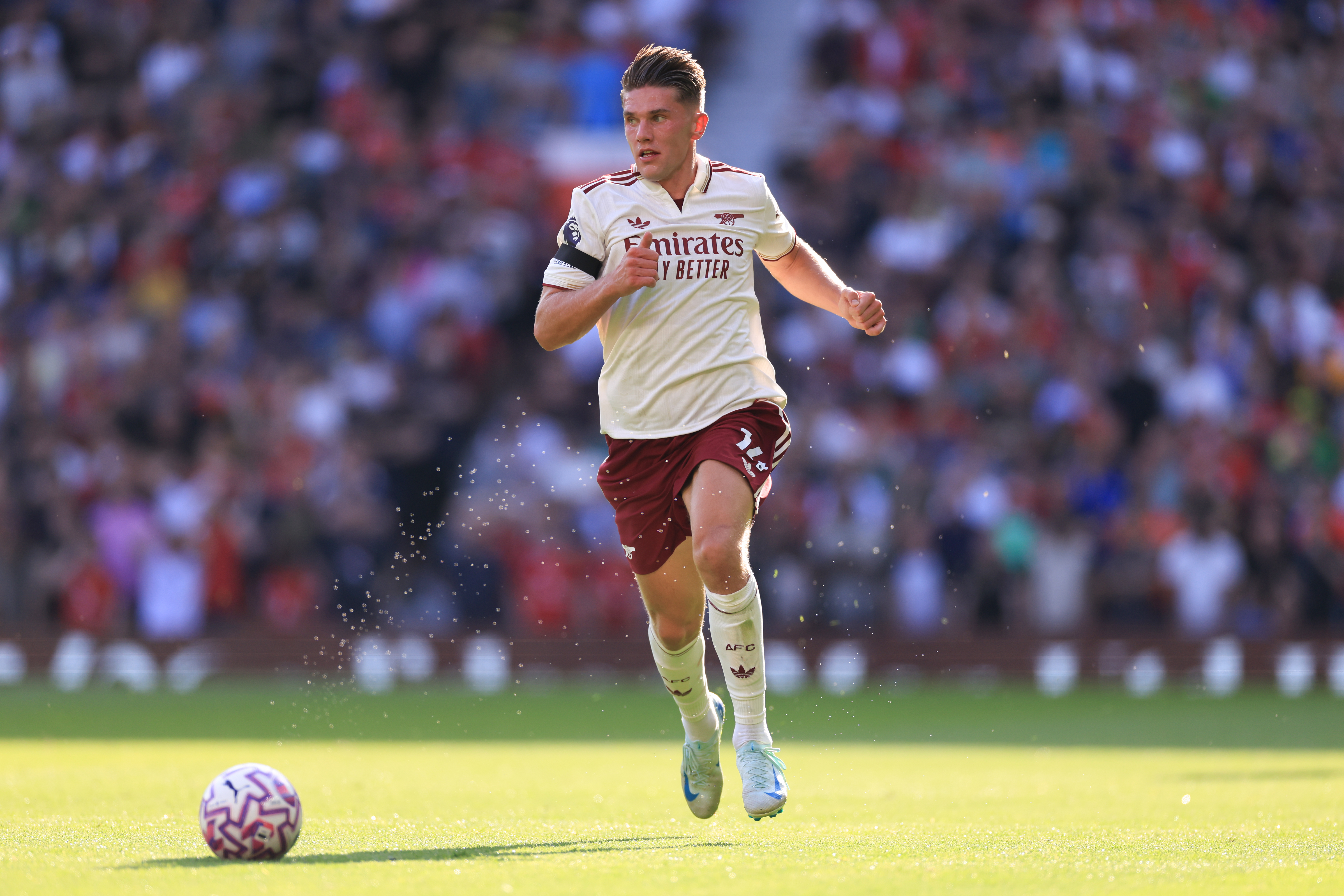 MANCHESTER, ENGLAND - AUGUST 17: Viktor Gyokeres of Arsenal during the Premier League match between Manchester United and Arsenal at Old Trafford on August 17, 2025 in Manchester, England. (Photo by Marc Atkins/Getty Images)
