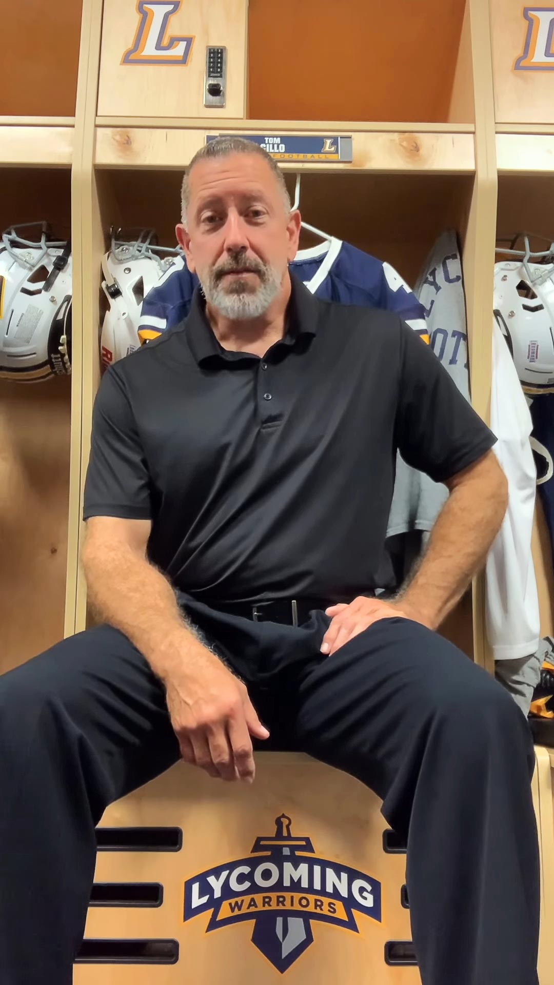 Meet Tom Cillo the 58 Year Old Freshman Playing Division III College Football 003