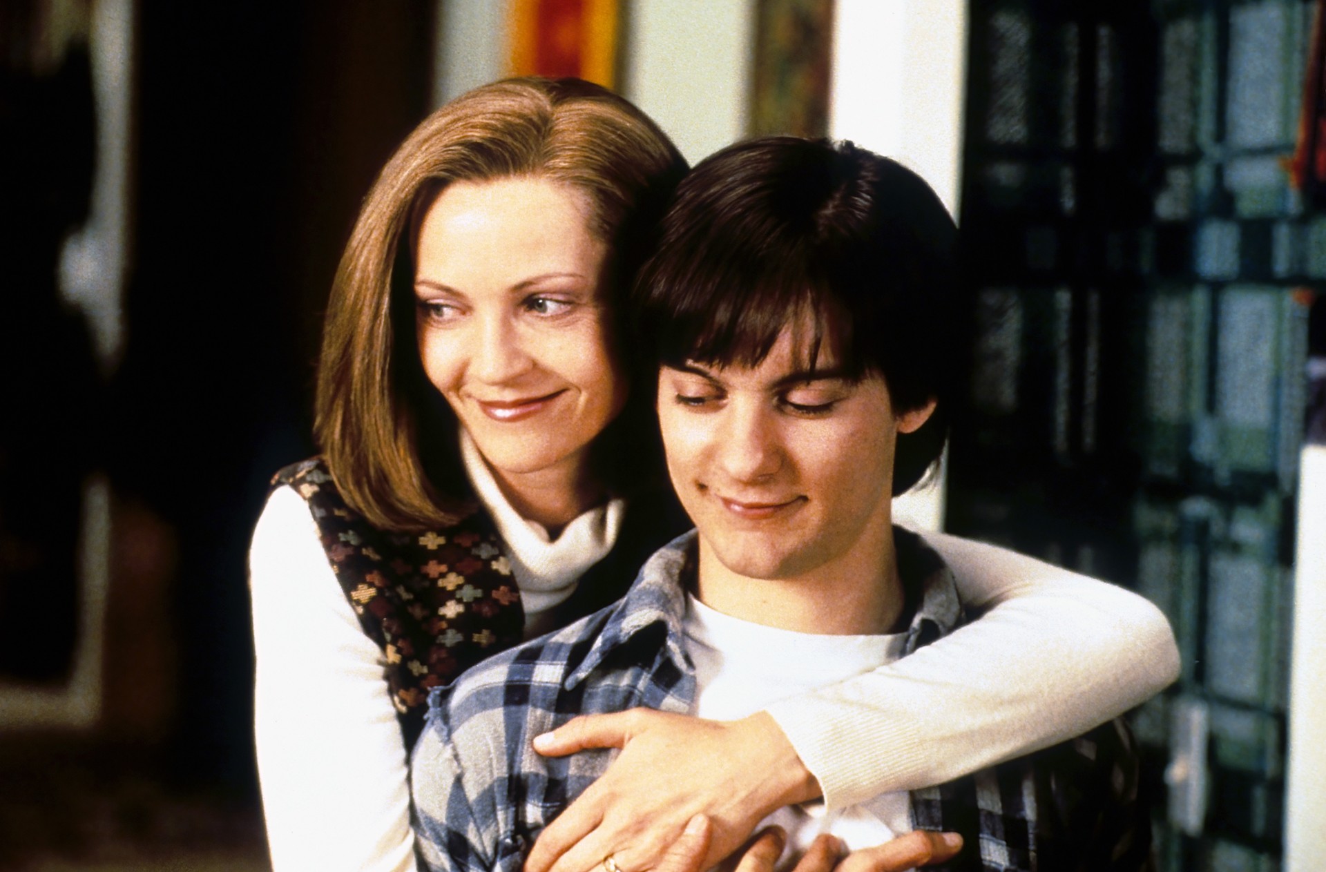 Joan Allen and Tobey Maguire in The Ice Storm