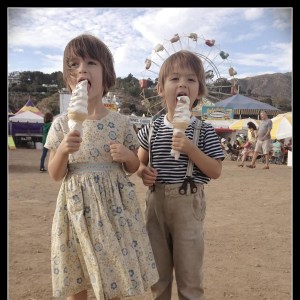 Molly Ringwald Shares Rare Throwback Photo of Twins on Their 16th Birthday