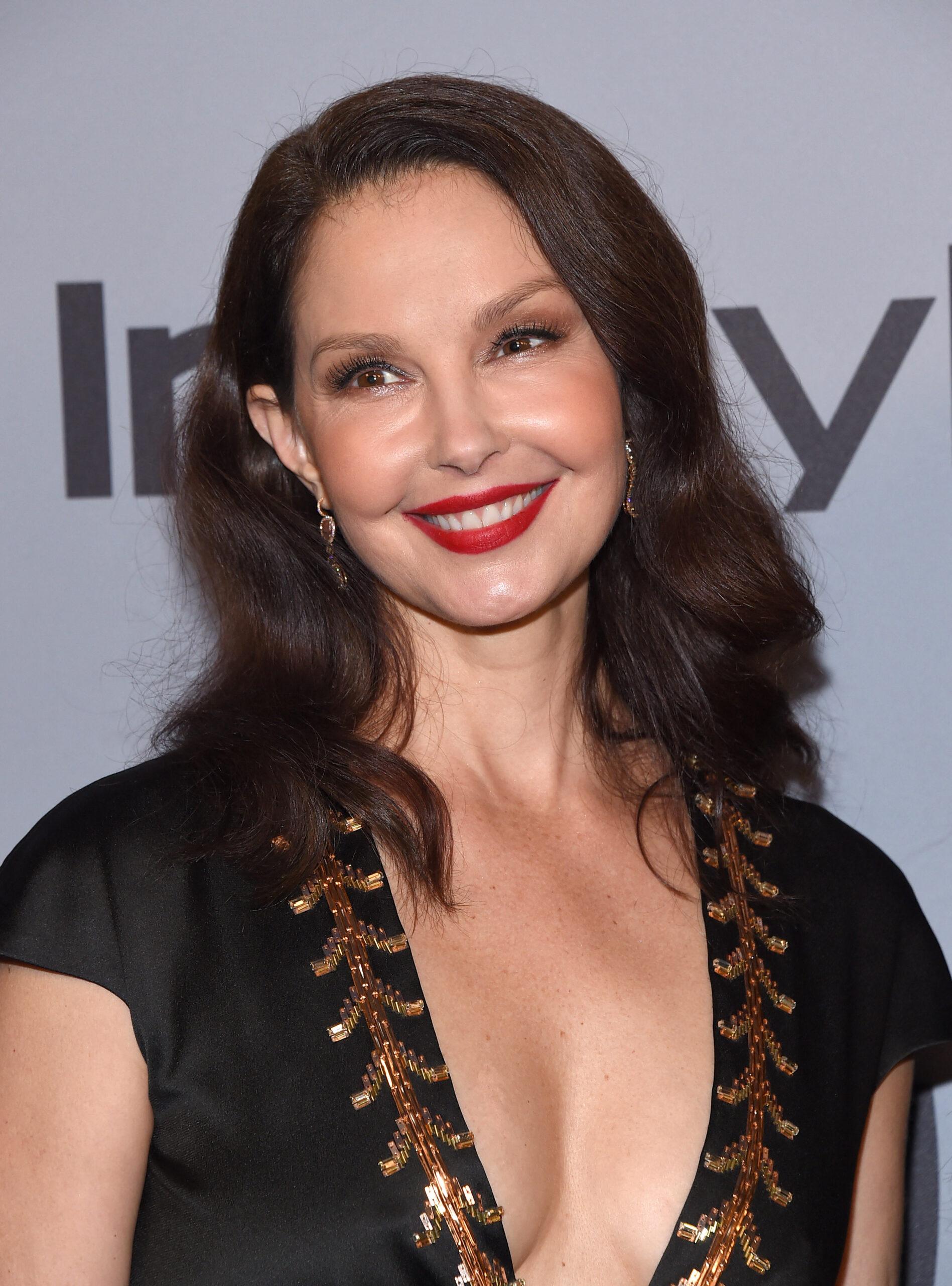Ashley Judd at InStyle and Warner Bros. Pictures Golden Globes Party