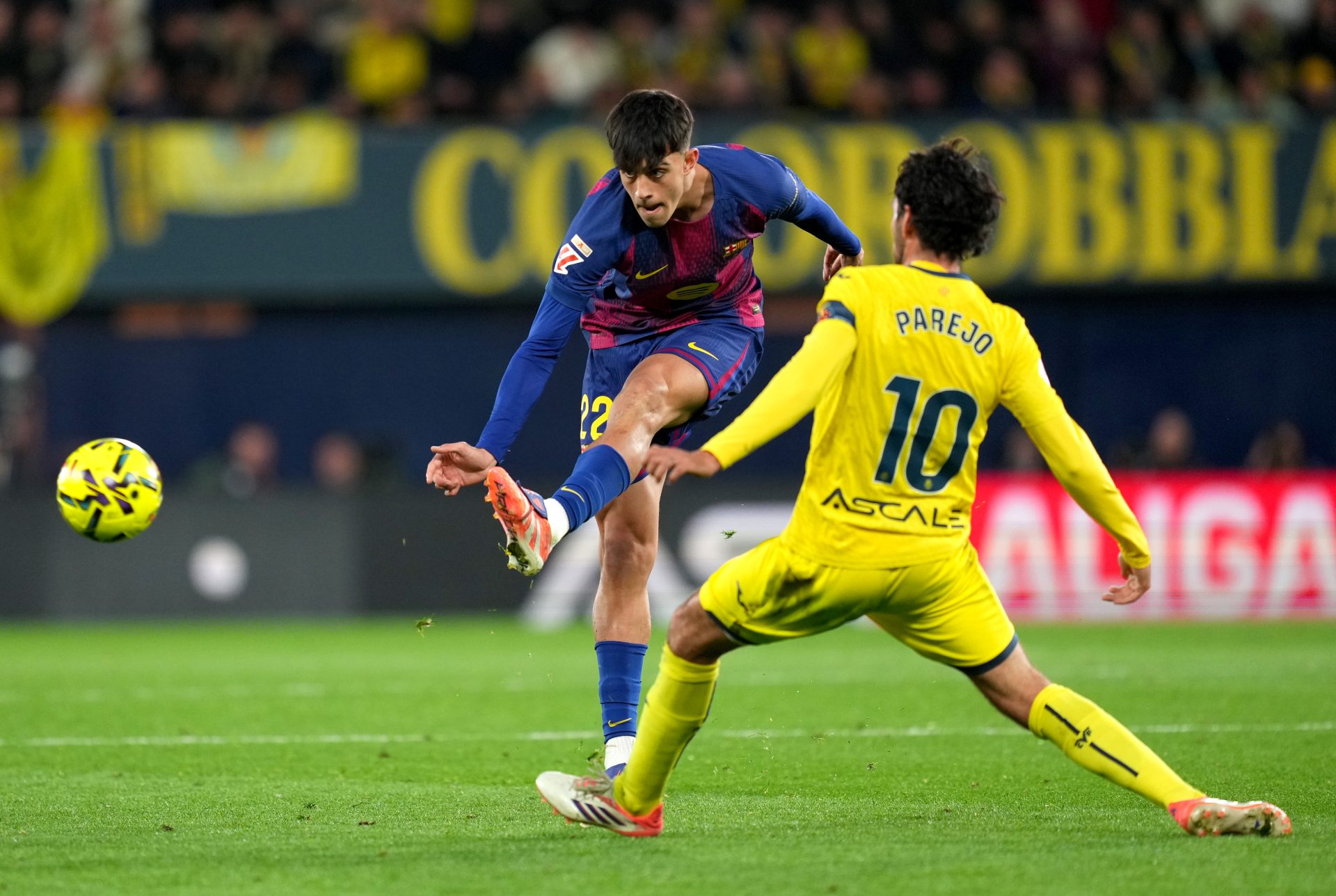 Barcelona preparing crucial meeting with 18-year-old star after Copa del Rey clash amid loan interest