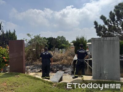鬼月驚魂！台中公墓大片雜草突起火　警消合力撲滅