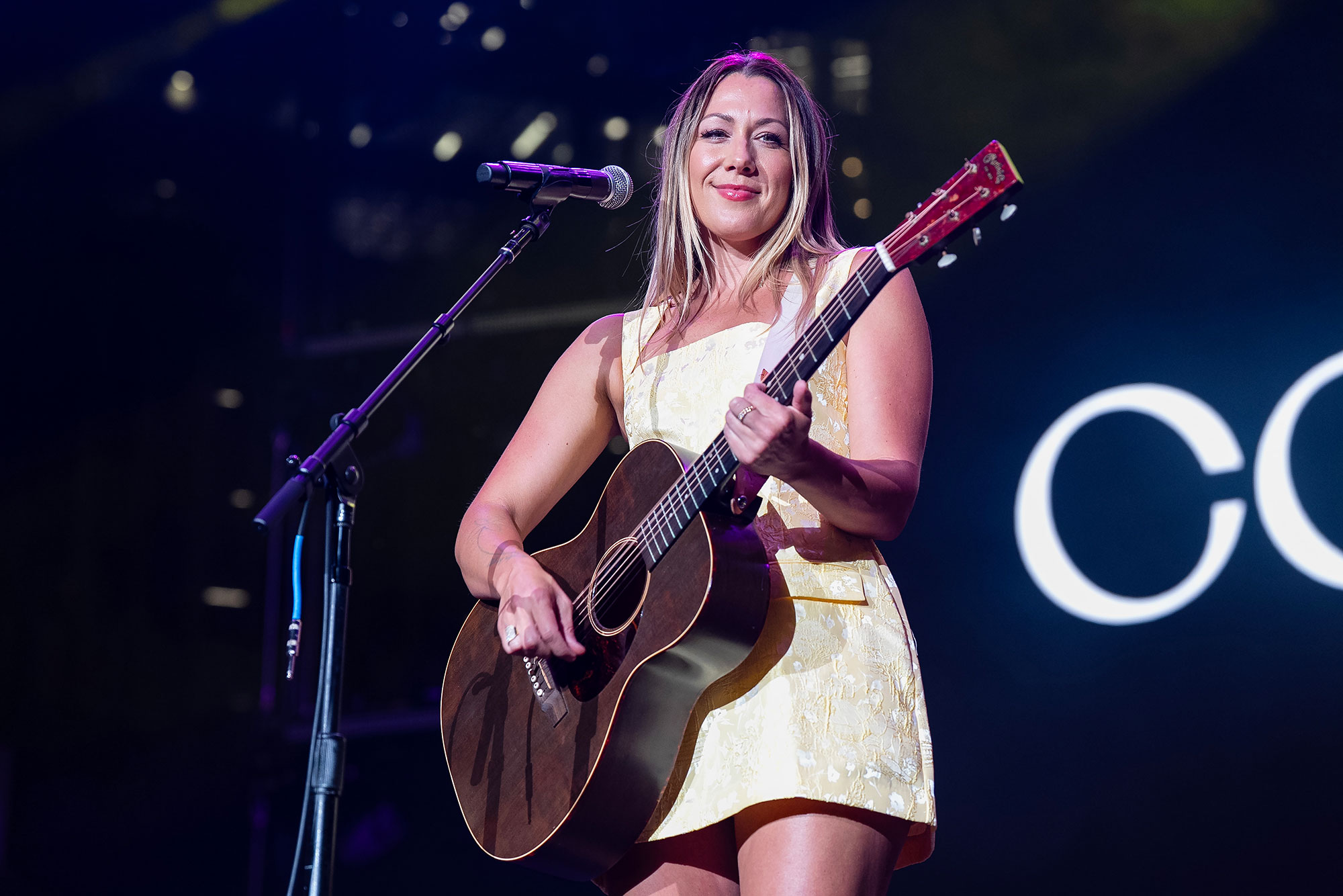 Colbie Caillat Performs With the Jonas Brothers in Atlanta