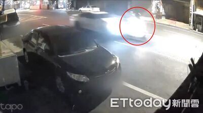 惡劣畫面曝！男「酒駕又毒駕」撞死騎士落跑　7hr後酒測還超標