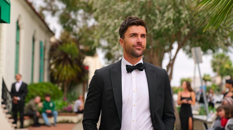 Which Selling the OC Stars Are And Aren t Returning for Season 4 After Oppenheim Group Exits Tyler Stanaland