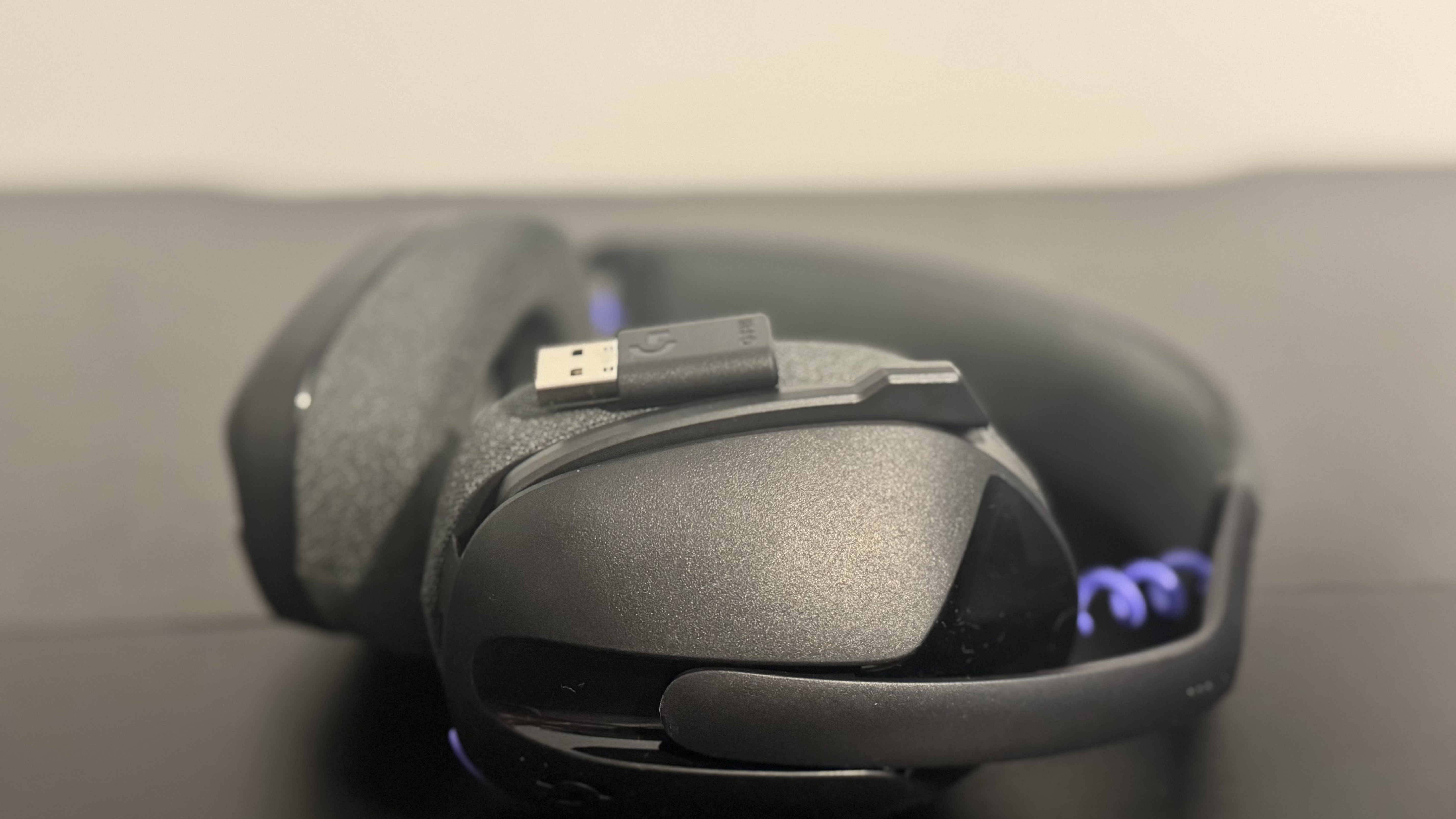 Logitech G321 Lightspeed gaming headset