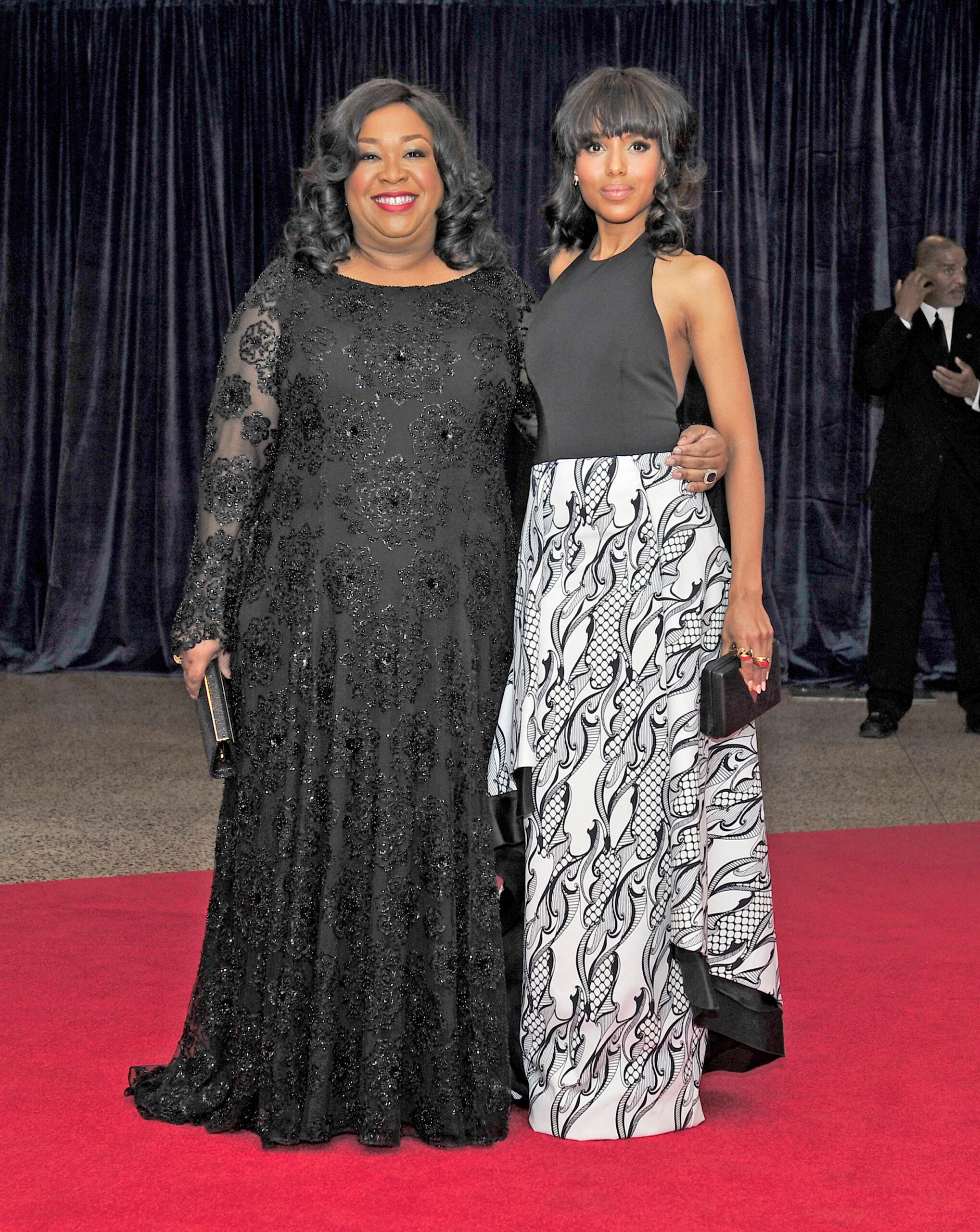 Shonda Rhimes with Kerry Washington on the red carpet.
