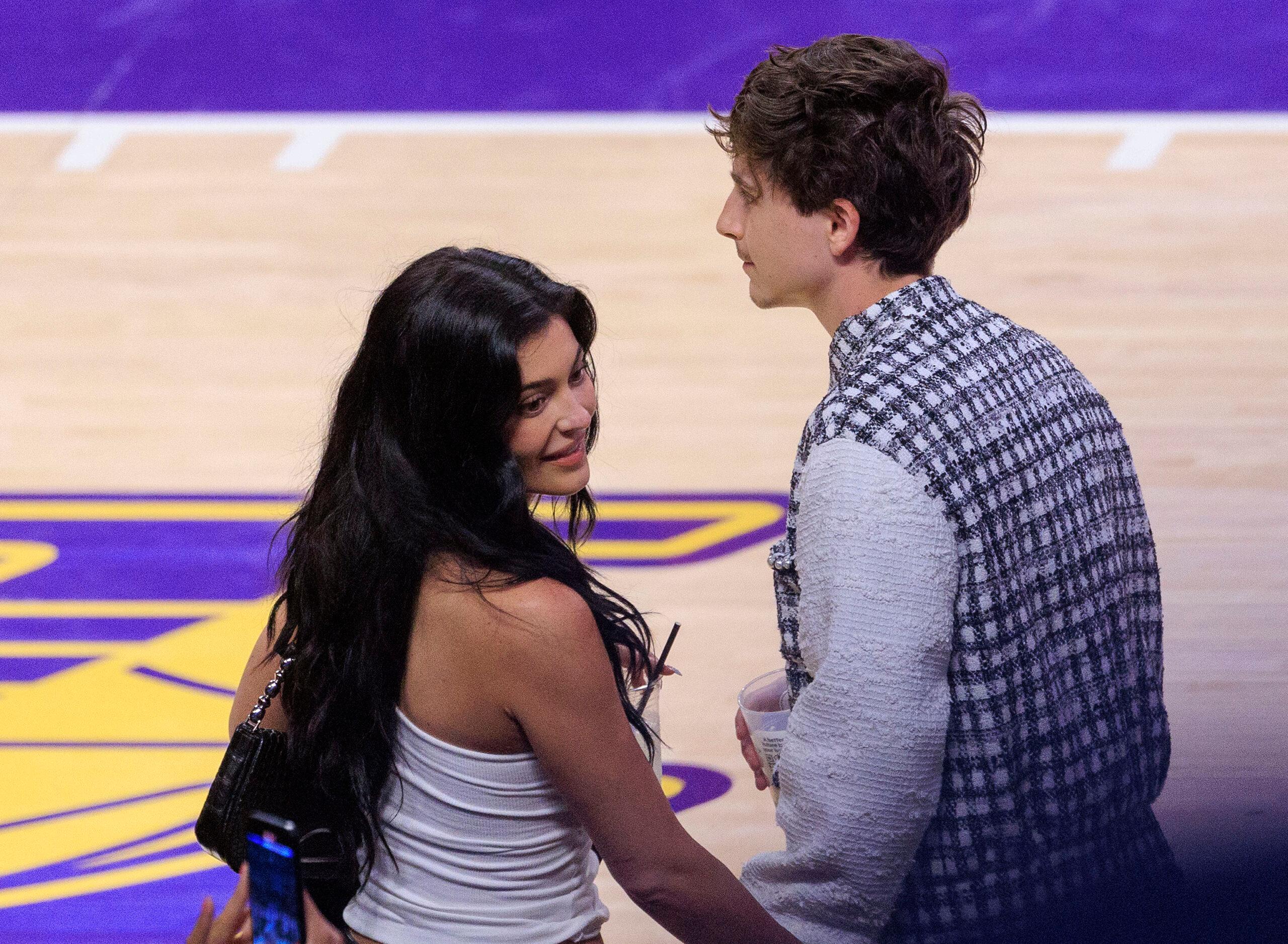 Timothee Chalamet and Kylie Jenner at Lakers game