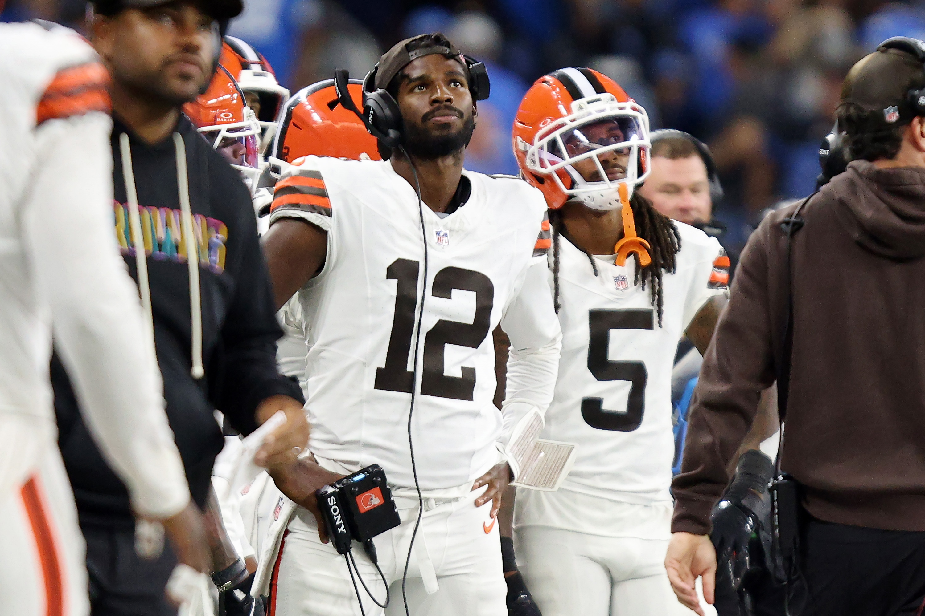 DETROIT, MICHIGAN - SEPTEMBER 28: Shedeur Sanders #12 of the Cleveland Browns looks on against the Detroit Lions during the fourth quarter at Ford Field on September 28, 2025 in Detroit, Michigan. (Photo by Mike Mulholland/Getty Images)