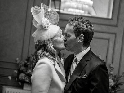 《慾望城市》莎曼珊戲外梅開四度　69歲新娘狀態好到發光