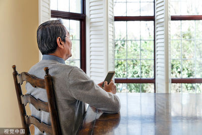 20歲台男「在日本詐騙6旬翁」被逮！相約面交現金　當場被制伏