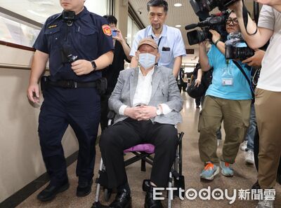 沈慶京出庭嘆：害了柯文哲　願將容積獎勵「信託給法院」求解套