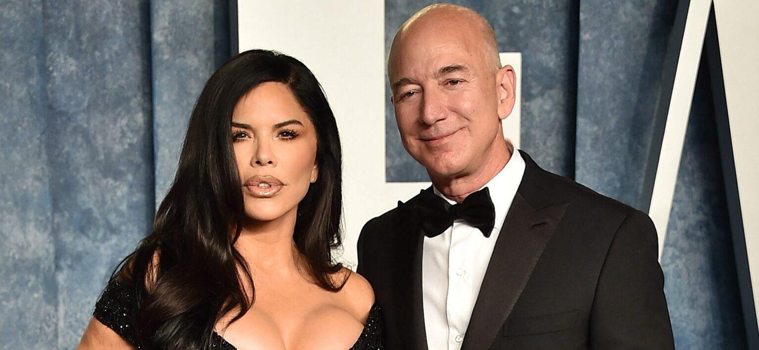 Lauren Sanchez and Jeff Bezos at Vanity Fair Oscar Party