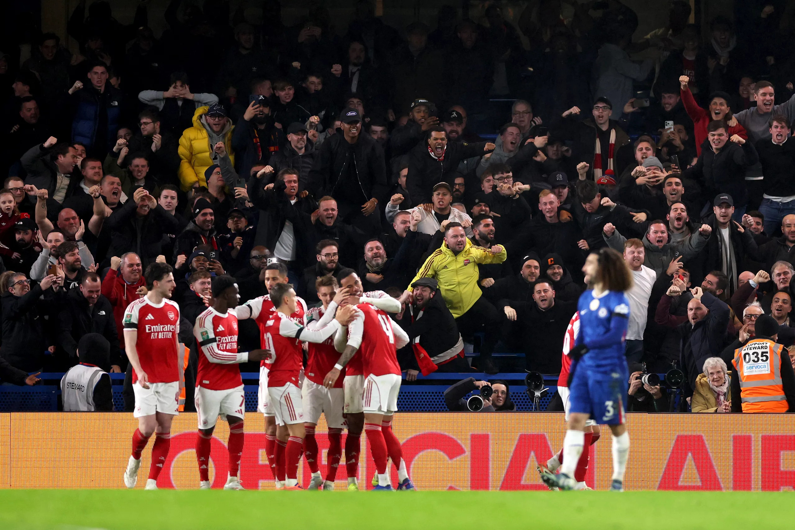 Chelsea 2-3 Arsenal: Arsenal survive Chelsea fightback to take first leg lead back to Emirates