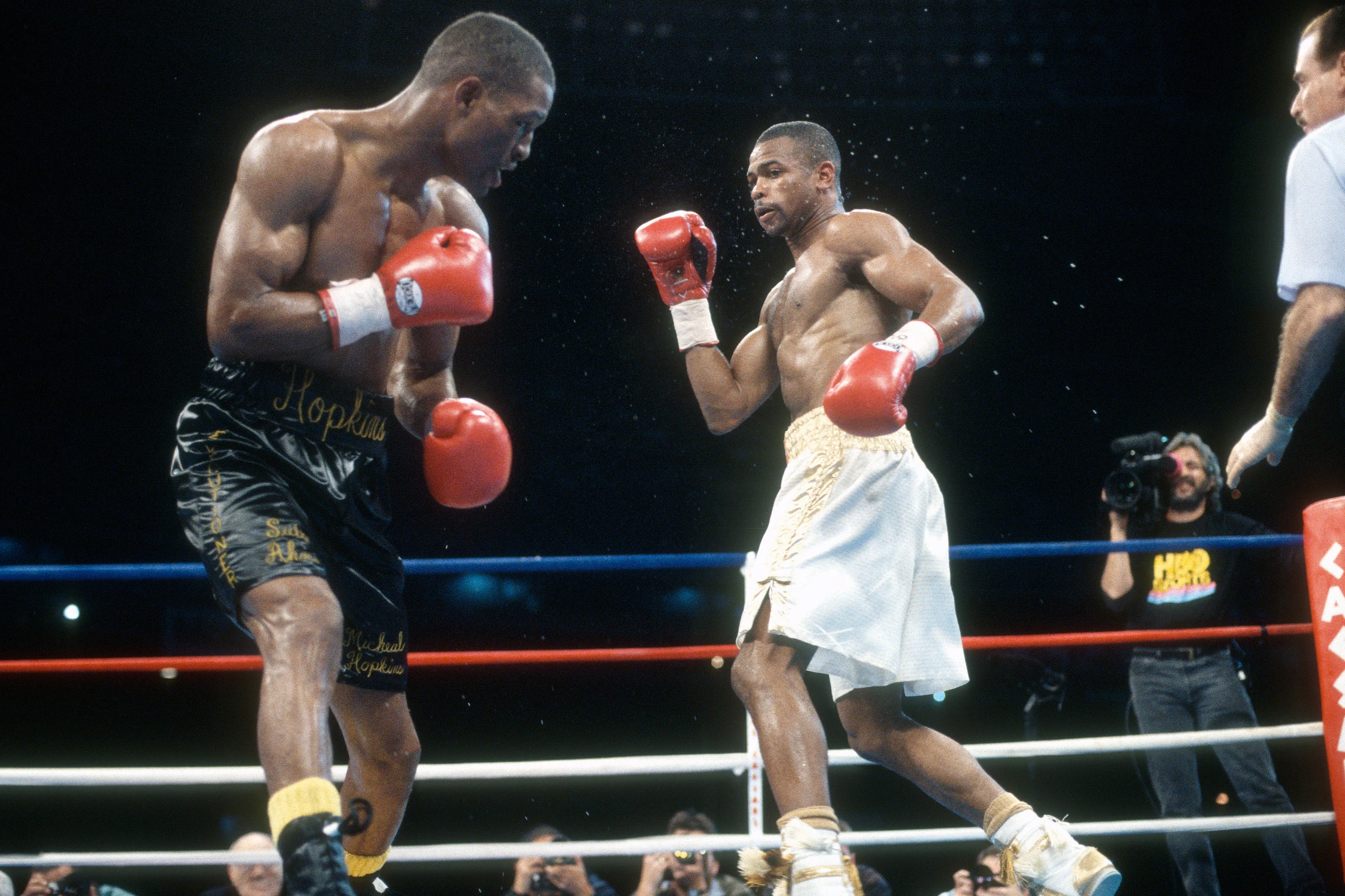 WASHINGTON, D.C. - MAY 22: Roy Jones Jr. and Bernard Hopkins fight for the IBF middleweight title on May 22, 1993 at Robert F. Kennedy Memorial Stadium, Washington, D.C. Jones won the fight with a unanimous decision in 12 round. (Photo by Focus on Sport/Getty Images)