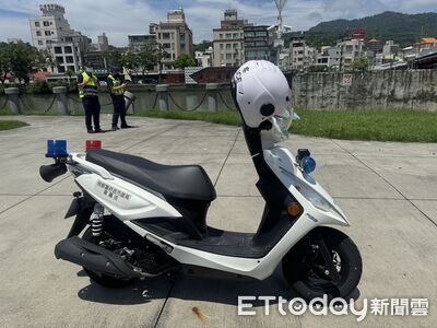 快訊／高雄愛河又有浮屍！清潔工驚見男子漂河面　嚇壞報警