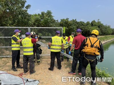 快訊／桃園莊敬大池驚傳民眾落水　男被拉上岸已死亡　