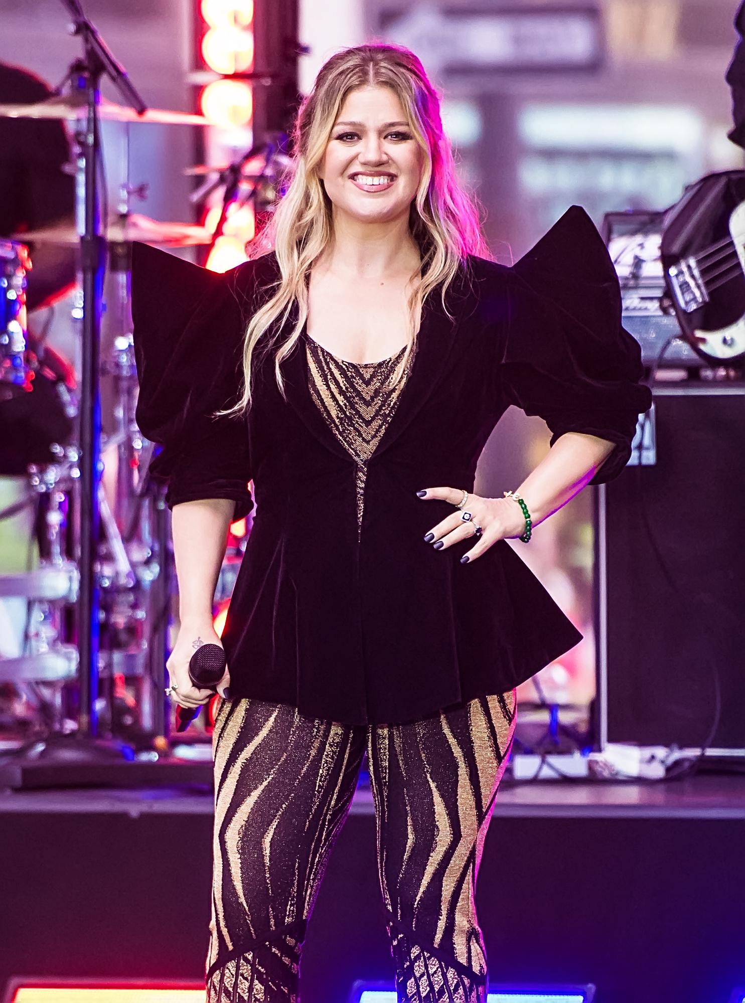Kelly Clarkson performs on NBC's 
