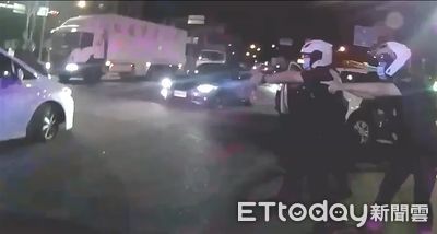 車手催油門狂逃！新北警開22槍逮人　再送他45罰單...可罰29萬