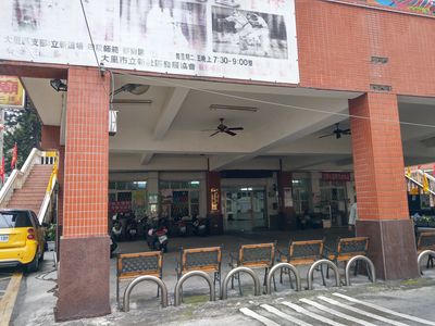 清潔隊員搬公投票匭！左腳姆指慘遭貨車尾門夾傷　緊急送醫