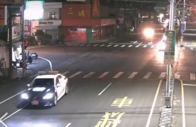 妻深夜狂吐癱軟！夫急衝派出所求救　警車鳴笛開道5分鐘到醫院