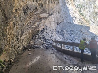 6分鐘連2震！太魯閣燕子口最新崩塌畫面曝　土石堆成小山阻步道