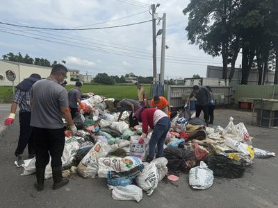 彰化嬤假牙混蝦殼丟了！鄉長率隊破袋...1小時找回「吃飯工具」