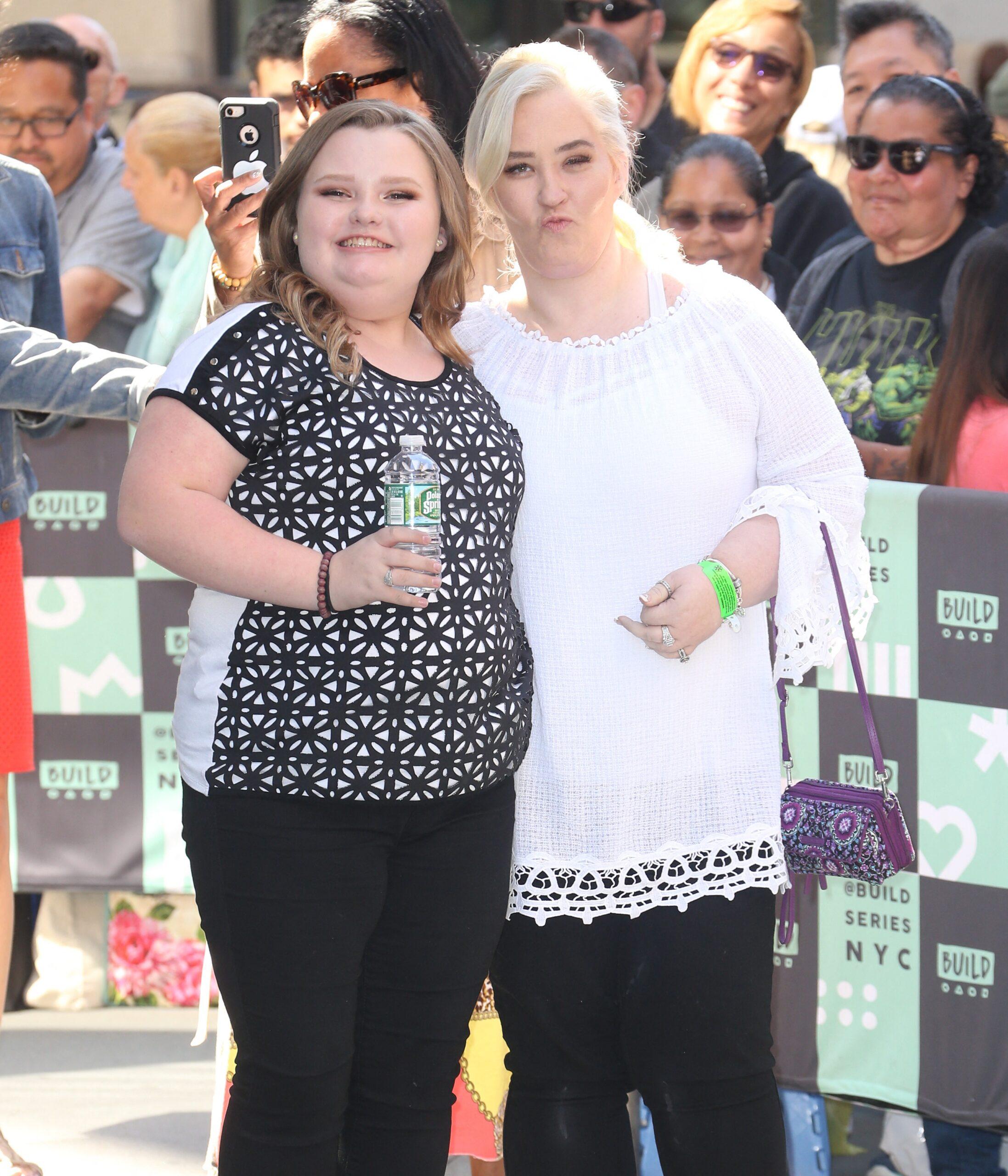 Alana 'Honey Boo Boo' Thompson and Mama June Depart Build Series