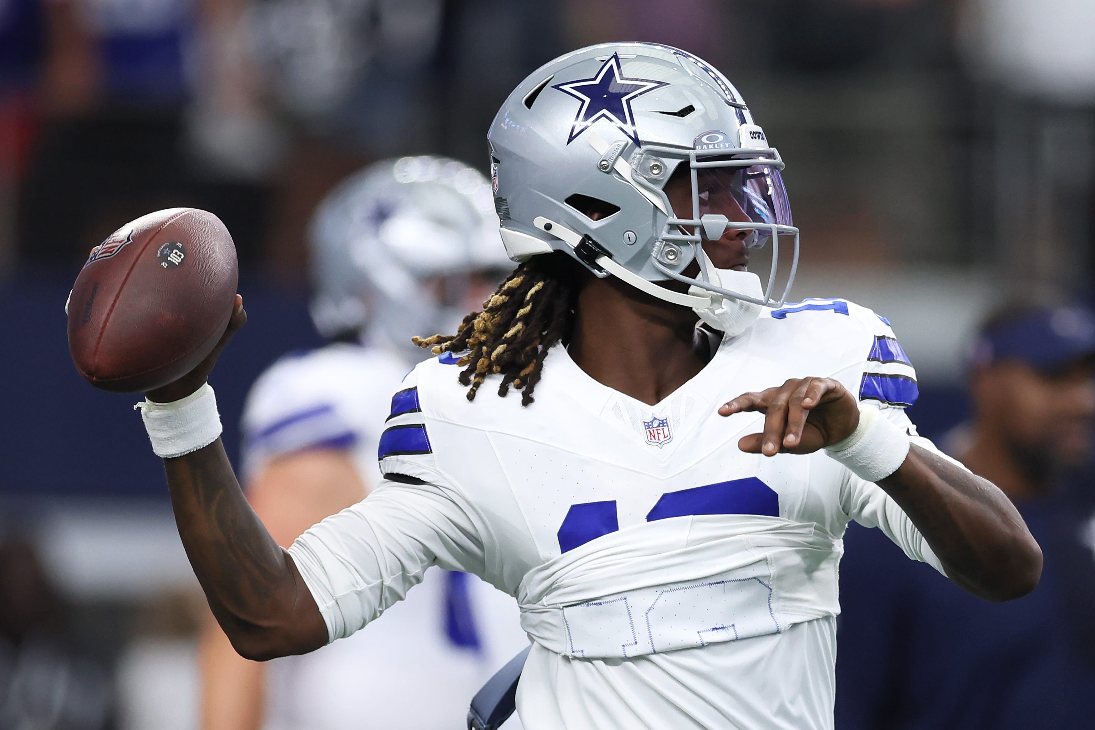 ARLINGTON, TEXAS - SEPTEMBER 14: Joe Milton III #10 of the Dallas Cowboys warms up prior to the game against the New York Giants at AT&T Stadium on September 14, 2025 in Arlington, Texas. (Photo by Sam Hodde/Getty Images)