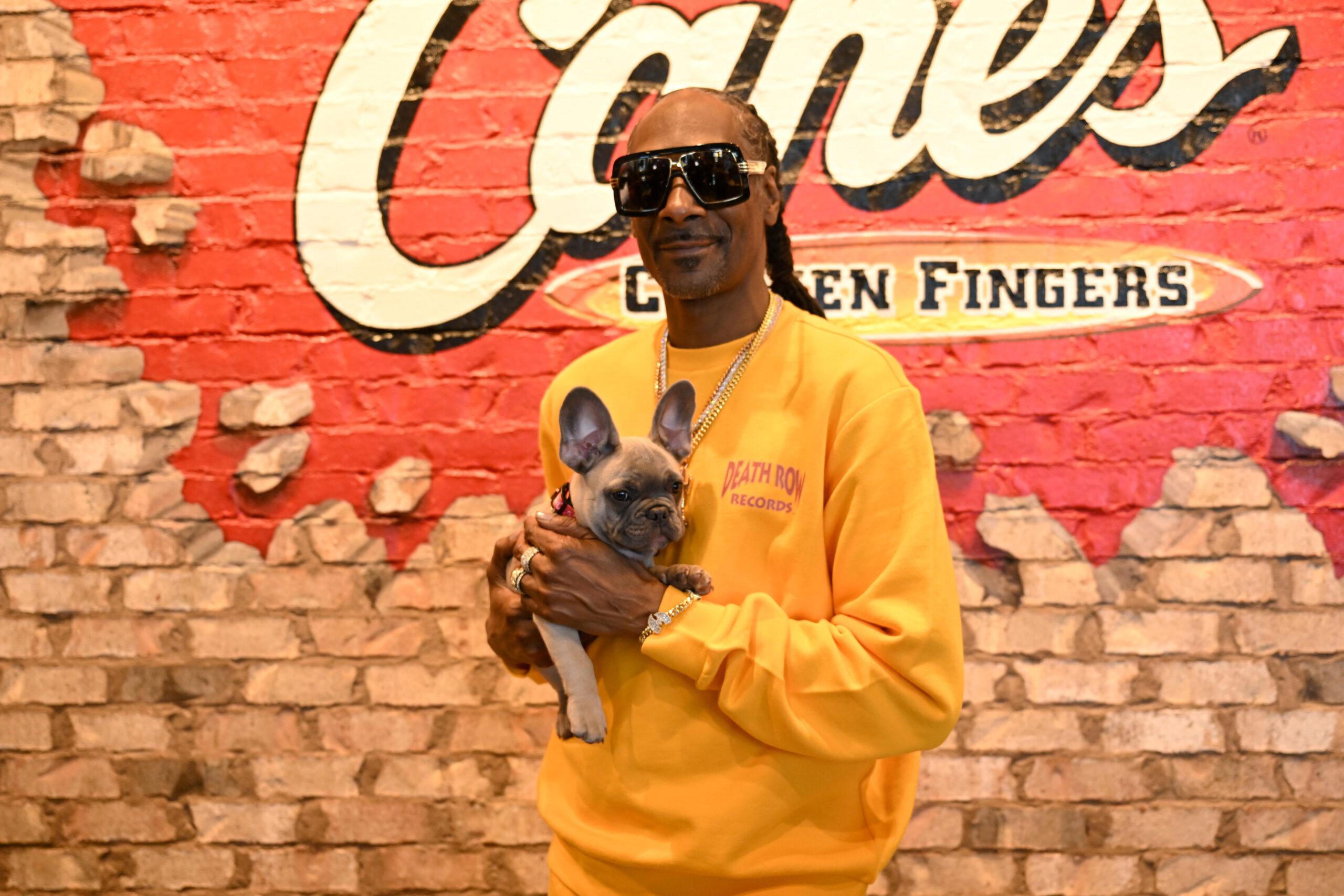 Snoop Dogg Works Surprise 