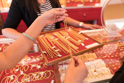 人妻「網戀」賣嫁妝金飾　結局慘賠115萬元