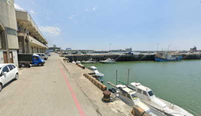 新竹南寮漁港落海意外！廂型車墜入海中　50歲男子溺斃