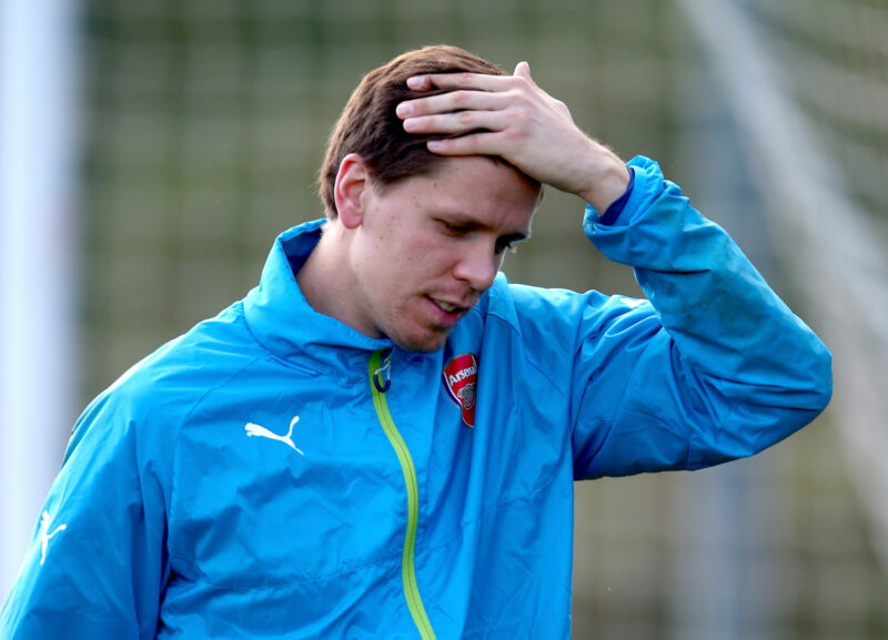 Smoking? Yes: Ars&egrave;ne Wenger explains to Szczęsny why he sold him