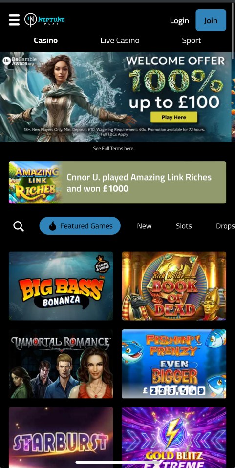 Neptune Play casino app interface showing featured games and a welcome offer.