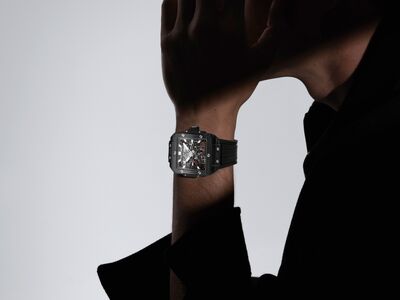 HUBLOT百萬陀飛輪錶建築感強烈　搭首款方形與長方形橋板結構構芯