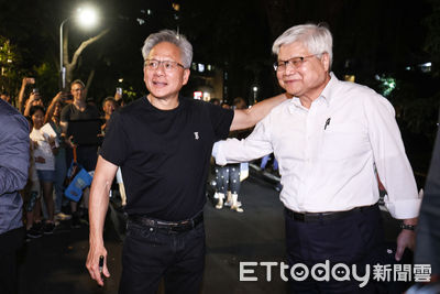 黃仁勳力讚4台廠在美合作　台積電再戰股價新高