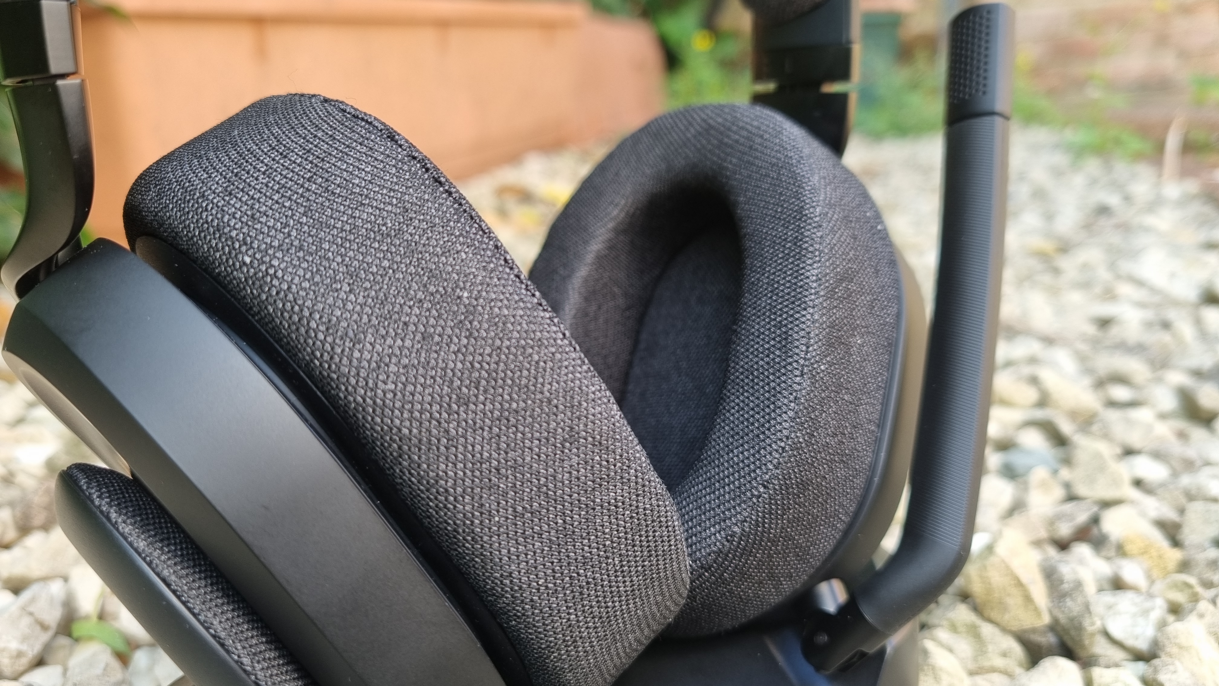 The Fractal Scape's earpads, close up