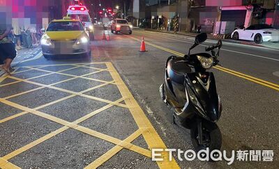 南港小黃運將突開車門！騎士慘遭擊落　多處擦挫傷送醫