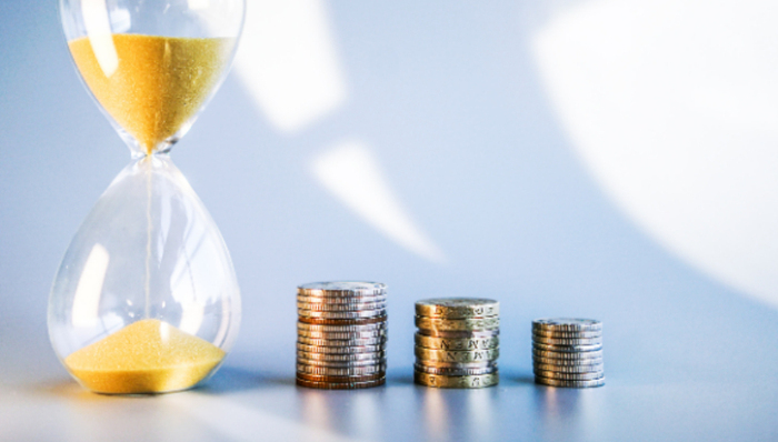 财富周刊;金价;5000美元;农商行;逆势加息